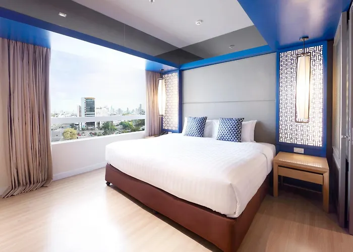 The Quarter Hualamphong By Uhg Bangkok