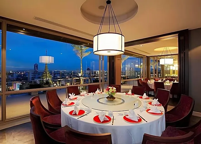 The Quarter Hualamphong By Uhg 4*